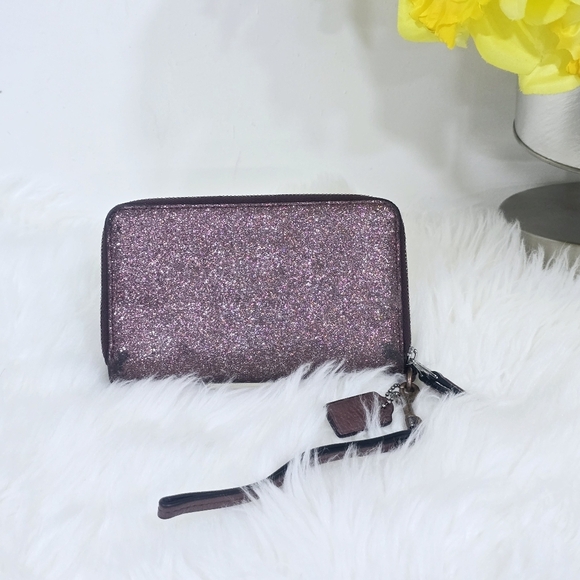 Coach wristlet wallet with ID metallic cherry - Picture 3 of 12